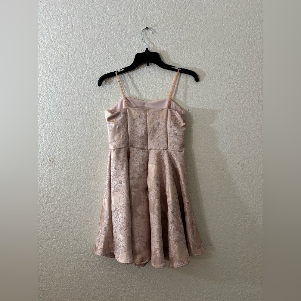 Un Deux Trois UDT Fashion Pink Jacquard Fit & Flare Dress Size 14 Girls Big Kids - Picture 6 of 10